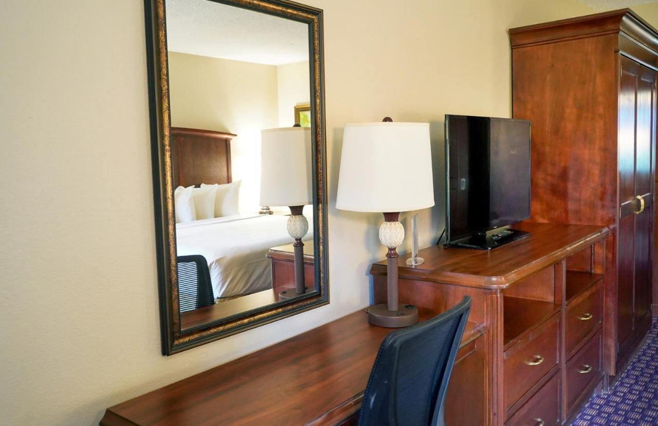 Rosen Inn At Pointe Orlando Williamsburg Екстер'єр фото